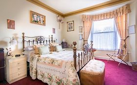 Creston Villa Guest House